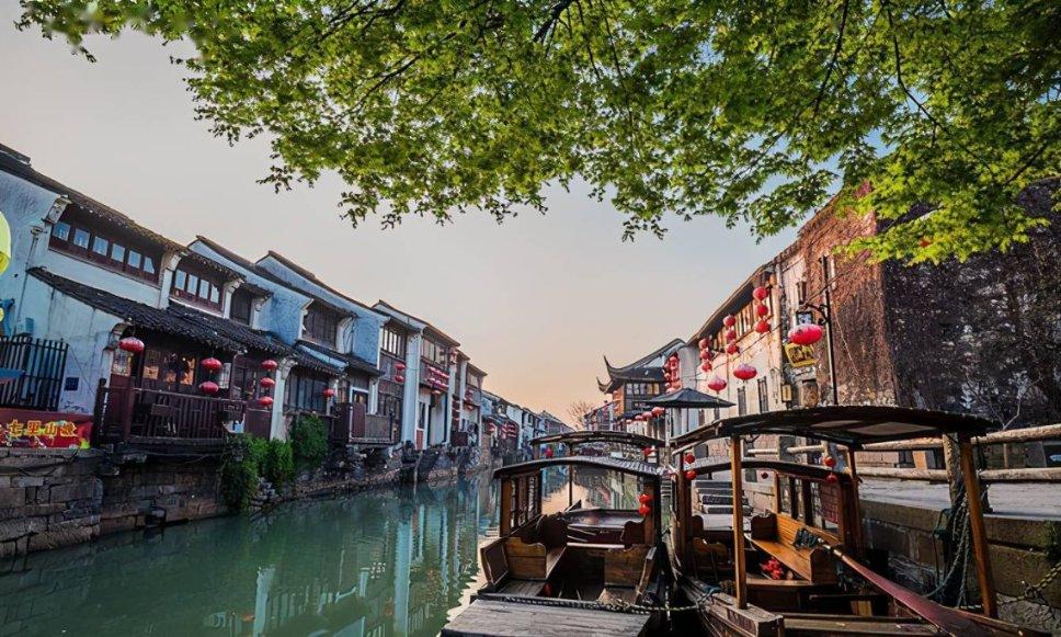事关大连足球振兴发展，这个座谈会十分重要